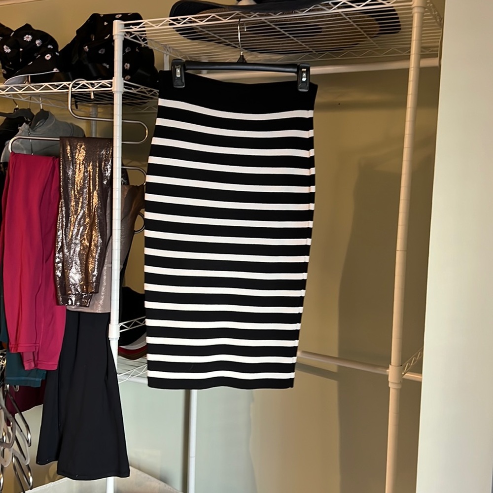 Rachel Roy midi pencil skirt